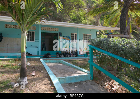 Tauchzentrum, Blue Waters Inn, Bateau Bay, Speyside, Tobago, Karibik Stockfoto