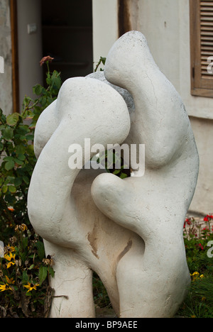 Stein-Skulptur des Künstlers Anachar Basbous Libanon Nahost in Rachana Freilichtmuseum angezeigt Stockfoto