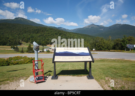 Mount Washington Valley - Mount Washington von Pinkham Kerbe im Green's Grant, New Hampshire USA. Stockfoto