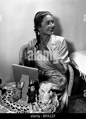 ANOUK AIMÉE GOLDEN SALAMANDER (1950) Stockfoto