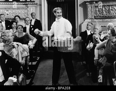 GROUCHO MARX EINE NACHT IN DER OPER (1935) Stockfoto