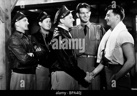 ROBERT MITCHUM DREIßIG SEKUNDEN ÜBER TOKIO (1944) Stockfoto