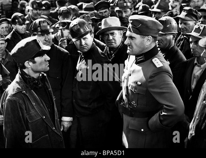 PETER VAN EYCK IST DER MOND NACH UNTEN (1943) Stockfoto