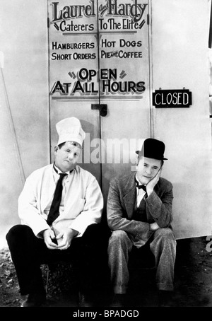 OLIVER HARDY & STAN LAUREL LAUREL & HARDY (1933) Stockfoto