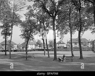 Braunstone Estate, Leicester, England mit der 1930er Jahre gebaut, sozialen Wohnungsbau, ca. 1960 Stockfoto