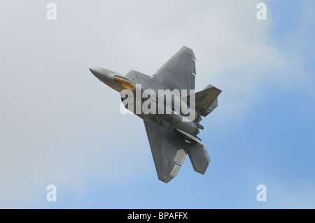 Lockheed Martin F-22 Raptor zeigt bei der RIAT Royal International Air Tattoo RAF Fairford Gloucestershire England 2010 Stockfoto