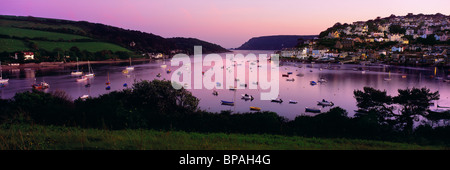 Salcombe Snapes Punkt entnommen, in der Dämmerung Stockfoto