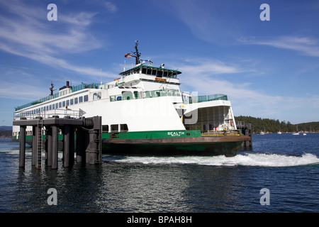 MV-Stealth Friday Harbor nähern. US-Bundesstaat Washington Fährensystem. Stockfoto