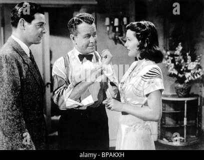ROBERT LOWERY, REGIS TOOMEY, ELLEN DREW, dunklen Berg, 1944 Stockfoto