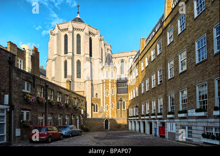 Str. Jamess katholische Kirche, Spanisch statt, von der Rückseite Stockfoto