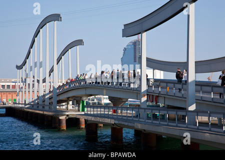 Fußgängerbrücke. Moll De La Fusta. Barcelona. Spanien Stockfoto