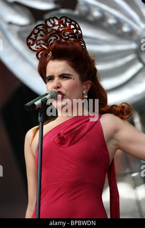 PALOMO GLAUBEN AN V FESTIVAL HYLANDS PARK CHELMSFORD Stockfoto