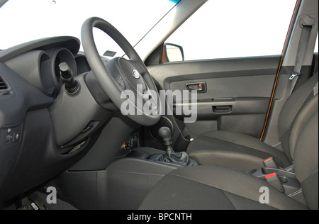 Kia Soul 1.6 - mein 2008 - orange - fünf Türen (5D) - koreanischen populären Minivan Kleinwagen, kleinen MPV - Interieur, Innenkabine Stockfoto