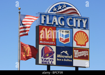 Ein Werbeschild der Flagge Stadt, Lodi, USA Stockfoto