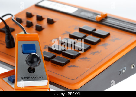 Retro-elektronische Videospiel Binatone tv mk 10 Pong Klon Mastervariante Stockfoto