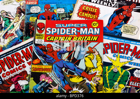 Spider-Man und Super Spiderman Marvel Gruppe Comic-Bücher aus den 1970er Jahren in Großbritannien Stockfoto