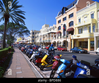 Pastellfarbenen Kolonialbauten, Front Street, Hamilton, Pembroke Parish, Bermuda Stockfoto