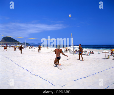 Strand der Copacabana, Rio De Janeiro, Zustand von Rio de Janeiro, Brasilien Stockfoto