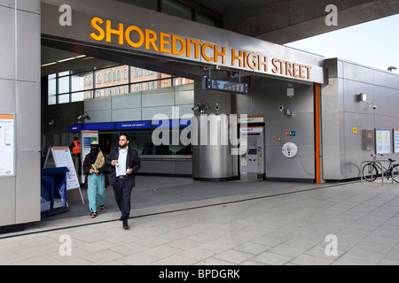 New London Overground-Bahn-Linie in East London. Dies ist der Ersatz für die alten East London u-Bahn-Linie. Stockfoto