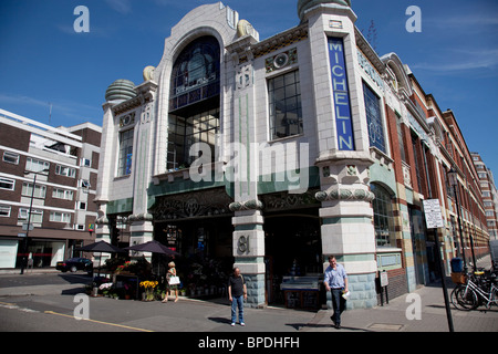 Bibendum. Das ursprüngliche Conran-Restaurant. Michelin House, im Auftrag von Michelin Reifen Company Ltd. London. Stockfoto