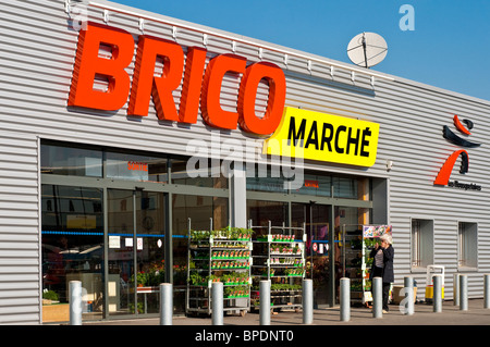 Bricomarché D-I-Y speichern Eingang - Indre-et-Loire, Frankreich. Stockfoto