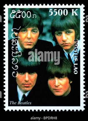 LAOS - CIRCA 2000: Eine Briefmarke gedruckt in Laos zeigt die Beatles; circa 2000 Stockfoto