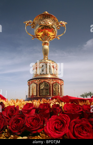 Den Pokal für den Sieger von den Dubai World Cup, Vereinigte Arabische Emirate Stockfoto