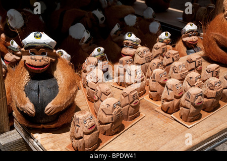 Affen aus Kokosnussschalen auf dem Display in der alten Stadt Key West in den Florida Keys in Florida in den USA hergestellt Stockfoto