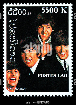 LAOS - CIRCA 2000: Eine Briefmarke gedruckt in Laos zeigt die Beatles; circa 2000 Stockfoto