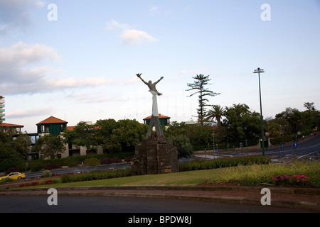 Paz e Liberdade (Frieden und Freiheit) Statue in Funchal Stockfoto