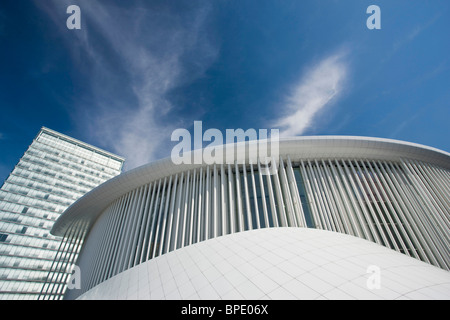 Luxemburg, Luxemburg-Stadt Kirchberg-Plateau. Philharmonie Luxemburg Grande-Duchese Josephine-Charlotte, Konzertsaal. Stockfoto