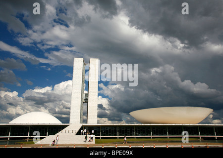 Congresso Nacional oder der Nationalkongress, entworfen von Oscar Niemeyer, Brasilia, Brasilien. Stockfoto