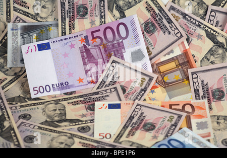 Euro und Dollar-Banknoten Stockfoto