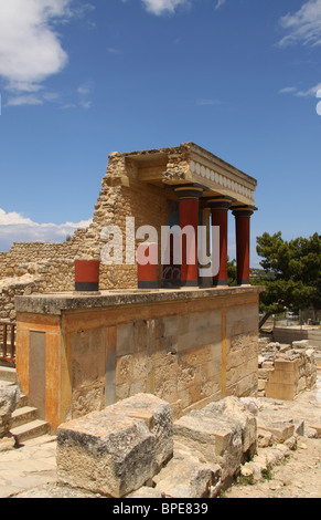 Bastion A am Eingang Nord, bekannt für die Bull-Fresko über es, Palast von Knossos, Heraklion, Kreta, Griechenland Stockfoto