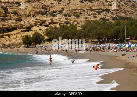 Matala Strand, Präfektur Heraklion, Kreta, Griechenland Stockfoto