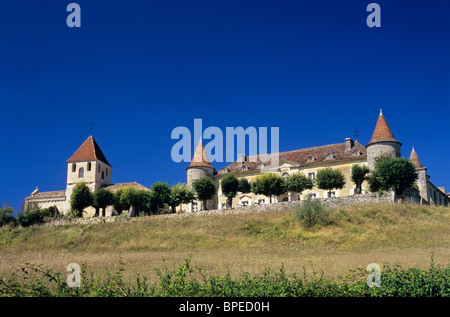 Frankreich, Dordogne Region, Dorf von Montpeyroux, romanische Kirche des 12. Jahrhunderts, Schloss Stockfoto