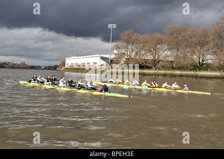 2. April 2010. Cambridge University Trainingseinheit in Tideaway Woche. 156. Xchanging University Boat Race. Stockfoto