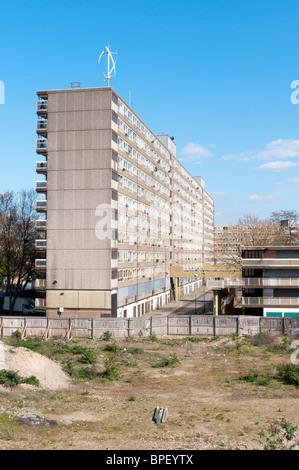 Ashenden Block von Heygate Estate, Elephant &amp; Castle, Walworth, Süd-London Stockfoto