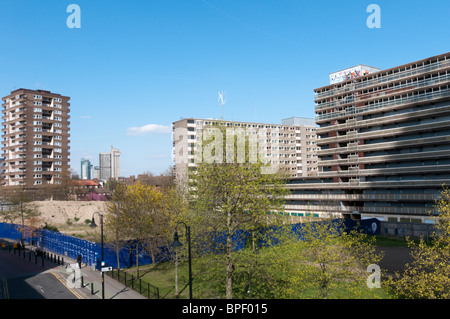 Leere Wohnungen am Heygate Estate, Elefanten und Burg, Walworth, Süd-London Stockfoto