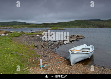 Dun Broch auf Loch Na Muilne, South Uist, äußeren Hebriden, Western Isles, Highland. Schottland.   SCO 6430 Stockfoto