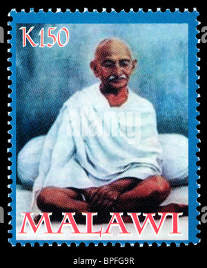 MALAWI - ca. 2004: Eine Briefmarke gedruckt in Malawi zeigt Mohandas Karamchand Gandhi, ca. 2004 Stockfoto