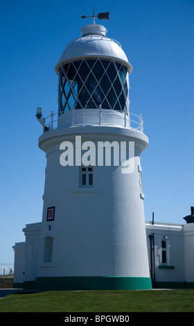 Pendeen Lighthouse im St nur Bereich, Cornwall, Vereinigtes Königreich. Stockfoto