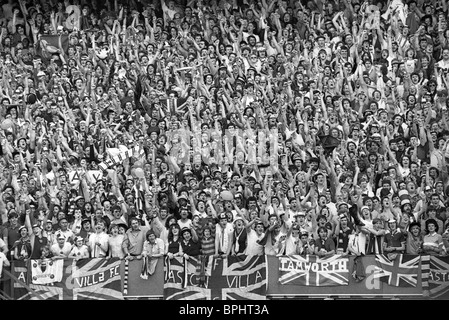 Europacup-Finale in Rotterdam 26.05.82 Aston Villa V Bayern München Villa Fans Stockfoto