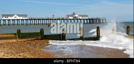 Die eleganten Linien der Southwold Pier, Suffolk, England Stockfoto