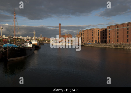 Bestandteil der Albert Dock in Liverpool, England, befindet sich auf den Fluss Mersey, jetzt eine touristische highlight am Liverpool Wasser Stockfoto