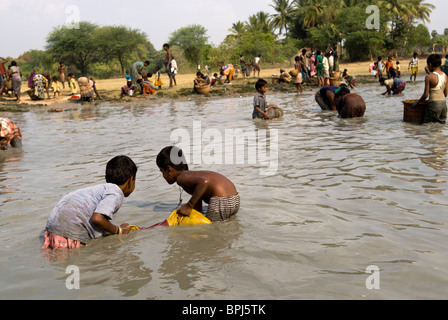 Angeln-Festival im Venthanpatti in der Nähe von Ponnamaravathy, Pudukkottai Bezirk, Tamil Nadu; Indien. Stockfoto