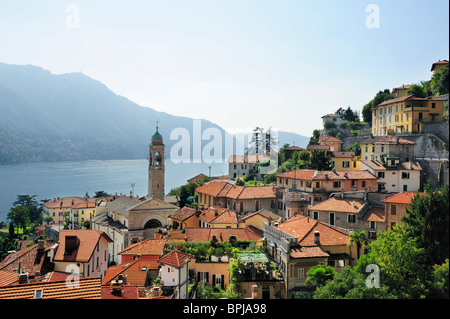 Dorf am Westufer des Comer See, Lombardei, Italien Stockfoto