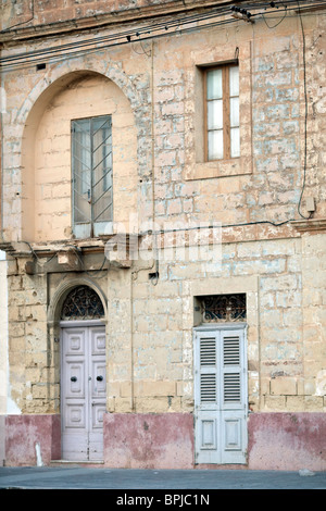 Bunte strukturierte Wand auf Maltesisch Gebäude Marsaxlokk Malta Stockfoto
