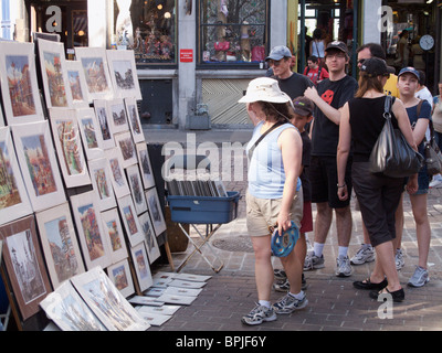 Touristen, die Kunstbetrachtung. Montreal, Kanada. Stockfoto