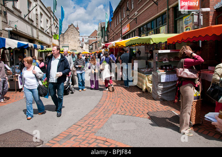 Bauernmarkt, Stroud, Gloucestershire, Cotswolds, UK Stockfoto